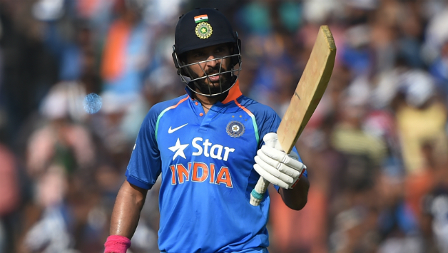 युवराज सिंह ने वनडे क्रिकेट में अपना 14वां शतक बनाया © AFP