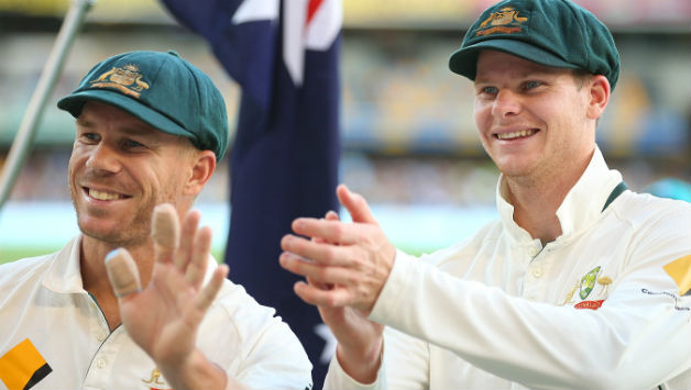 David Warner (left) and Steven Smith will hope to get among runs early on in this India tour © Getty Images (File photo)