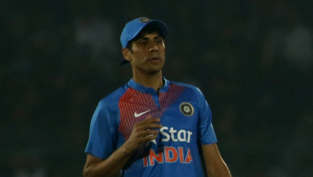 It will be after a couple of years that Ashish Nehra will be playing in the Vijay Hazare Trophy tournament having made an impressive comeback in the T20 version © IANS (File Photo)