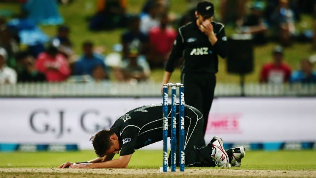 A picture says a thousand words and this one is no different. Tim Southee on his knees after Proteas won the 1st ODI © Getty Images