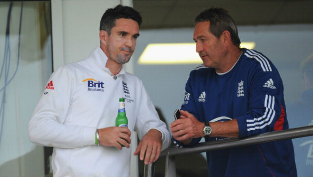 Kevin Pietersen (left) and Graham Gooch (right) © Getty Images