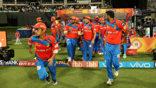 Sitanshu Kotak praised Gujarat Lions (GL) bowlers for doing a fine job to restrict Kolkata Knight Riders (KKR) under a total of 200 © BCCI
