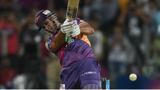 MS Dhoni played a match-winning knock of 61 off 34 balls for RPS against SRH © AFP