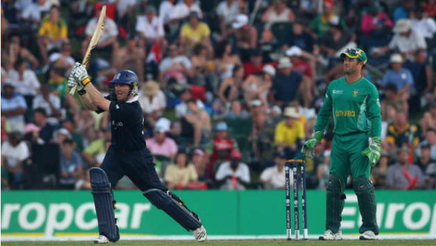 Eoin Morgan goes ballistic against South Africa © Getty Images