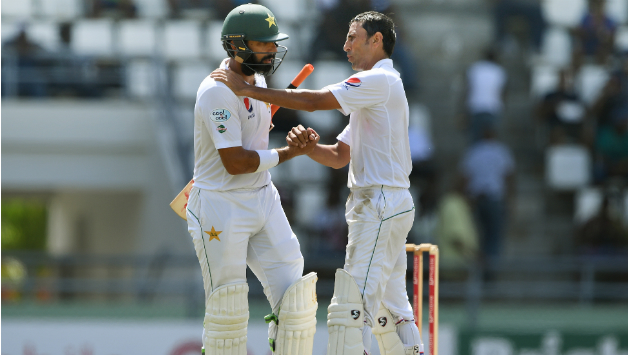 Misbah-ul-Haq and Younis Khan ended their respective Test careers on Monday © AFP