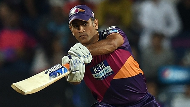 MS Dhoni played a quickfire 40-run knock © AFP