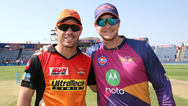David Warner (Left) and Steven Smith in IPL 2017 © BCCI