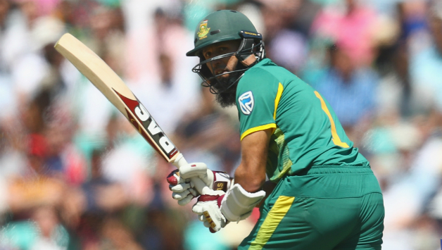 Hashim Amla's latest masterpiece, in just his 151st ODI innings, was the mainstay of South Africa's 299/6 © Getty Images