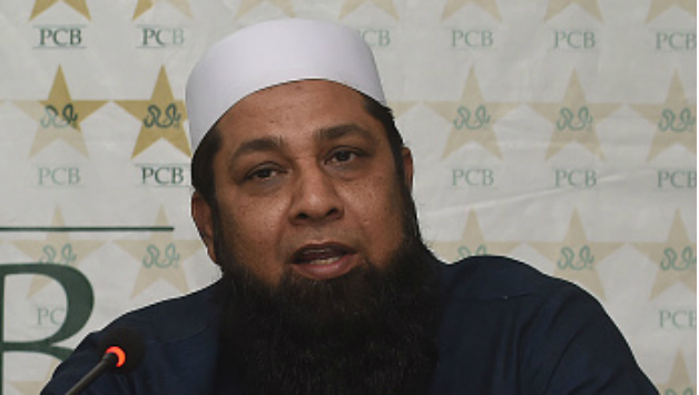 The questions raised by former players is due to the gulf in the incentive received by Inzamam-ul-Haq compared to his colleagues in the selection committee © AFP
