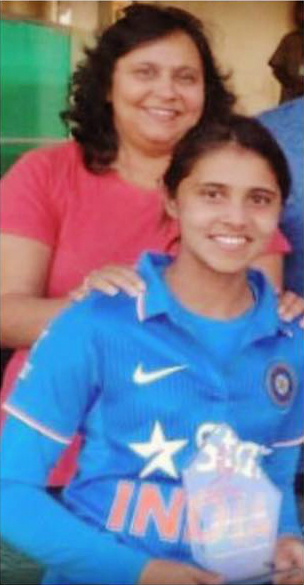 Devika Vaidya with her mother Moushumi Vaidya Photo Courtesy: Devika Vaidya's Facebook profile