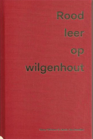 Rood leer op wilgenhout 