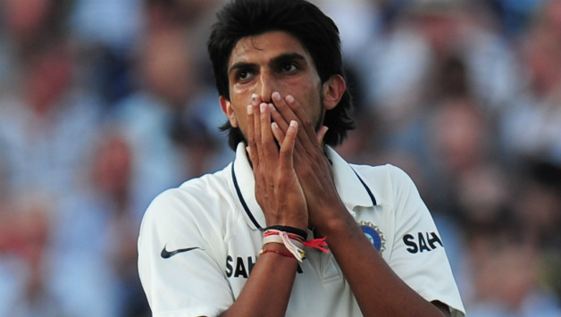 Ishant Sharma has bowled 14-wicket-less overs for India Blue © Getty Images