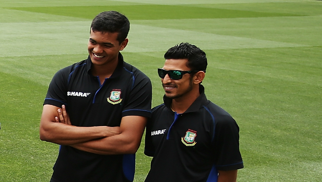 Taskin Ahmed and Nasir Hossain © Getty Images