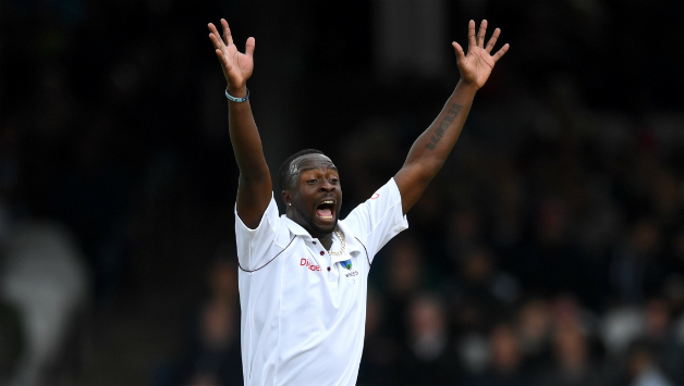 Kemar Roach picked up two wickets before lunch © Getty Images (File Photo)