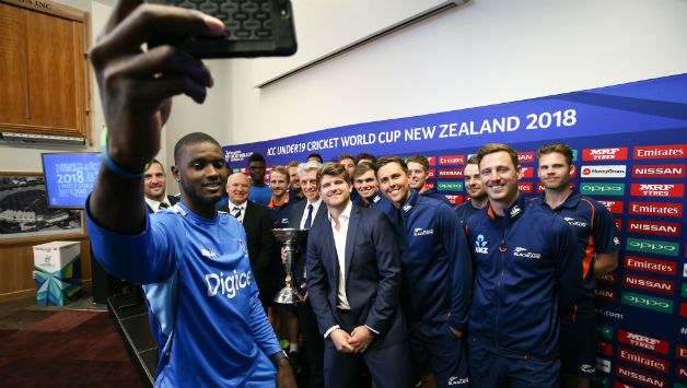 Jason Holder takes a selfie during Under-19 Cricket World Cup New Zealand 2018 official event launch at Basin Reserve, Wellington © Getty Images