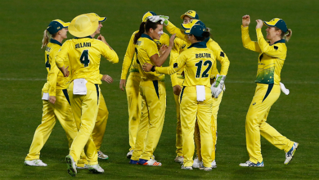 Australia lead 3-ODI series, 2-0  © Getty Images