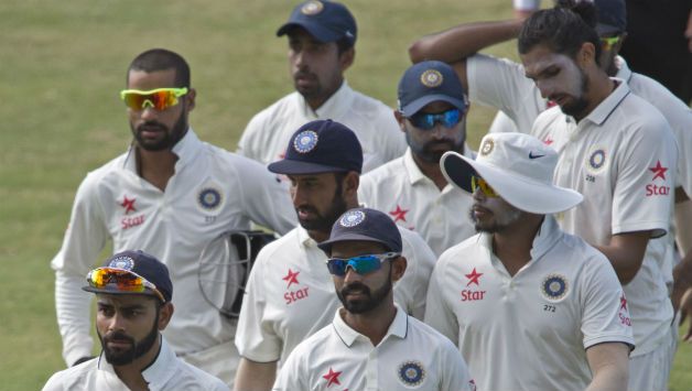 India play Australia in a 4-Test series Down Under © AFP
