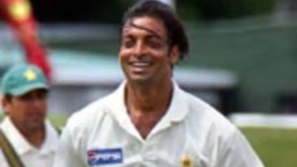 Akhtar dismantles the Kiwis again