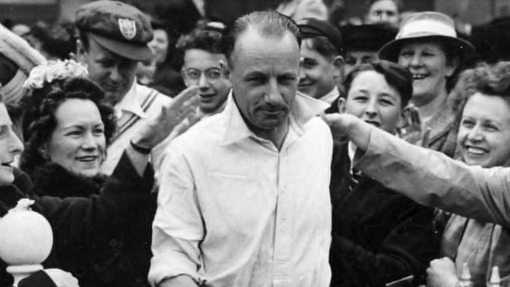 Bradman coming out to bat