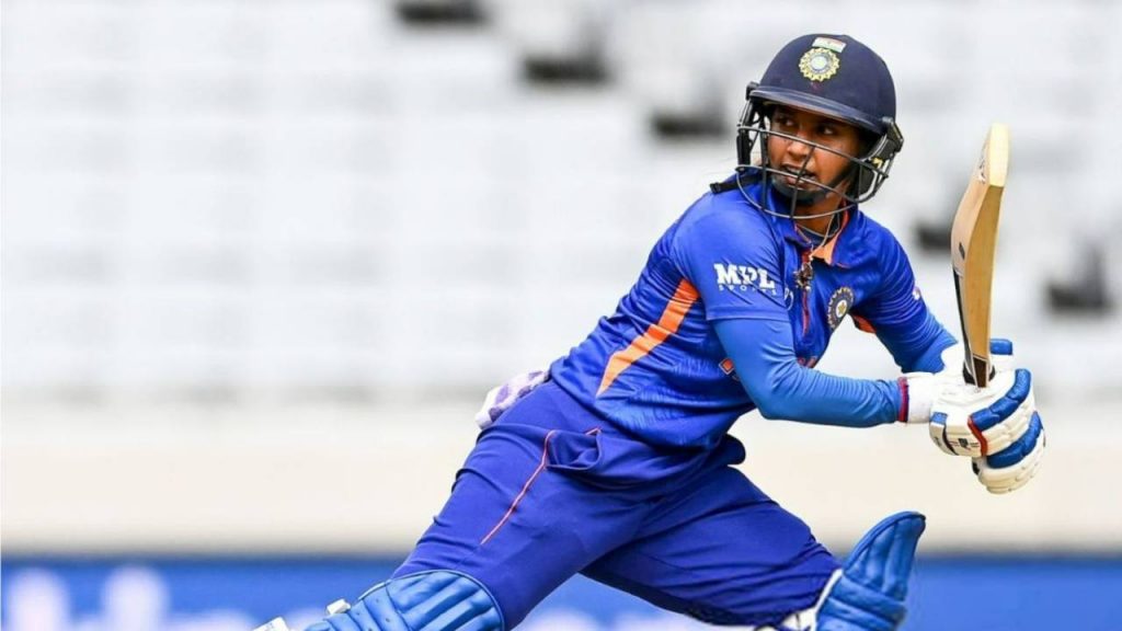 Mithali batting during a T20I
